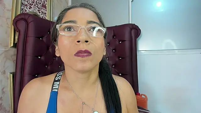 mature bigass   online show from 15, 1, 2025