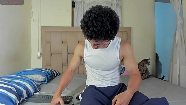 stepcouple XXX online show from 28, 9, 2025