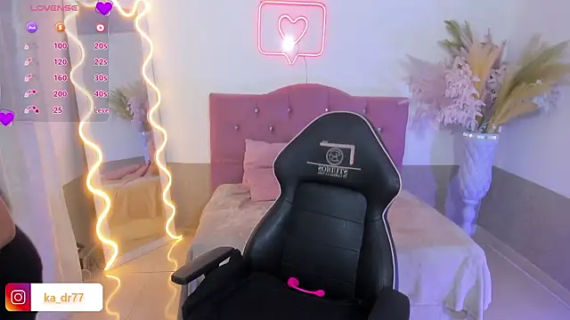 Snapshot of kendra_tay chatting on 14, 2, 2026 kendra tay online show from 14, 2, 2026