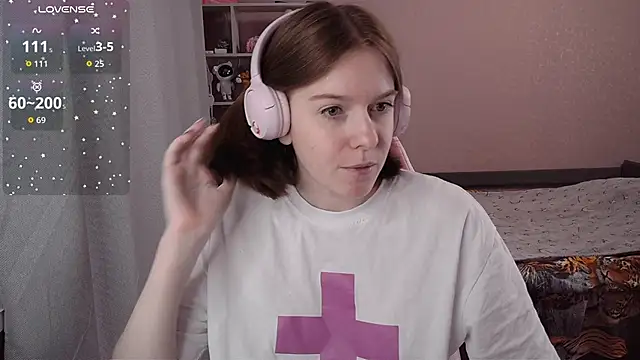 Snapshot of CassieJuice69 chatting on 19, 11, 2025 CassieJuice69 online show from 19, 11, 2025