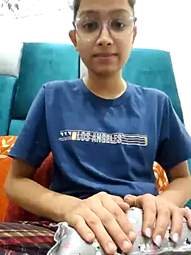 Snapshot of Aleena_Rai chatting on 24, 12, 2024 Aleena Rai online show from 24, 12, 2024