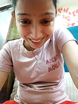 Snapshot of Aleena_Rai chatting on 19, 3, 2025 Aleena Rai online show from 19, 3, 2025