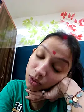 Snapshot of Aleena_Rai chatting on 22, 3, 2025 Aleena Rai online show from 22, 3, 2025