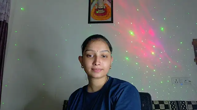 Snapshot of Aleena_Rai chatting on 1, 10, 2025 Aleena Rai online show from 1, 10, 2025