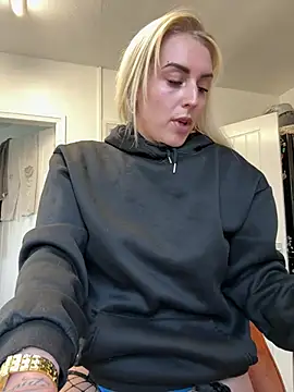 Barbie 26 online show from 11, 3, 2025