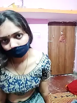 Snapshot of Cute-Simmi chatting on 25, 12, 2024 Cute-Simmi online show from 25, 12, 2024