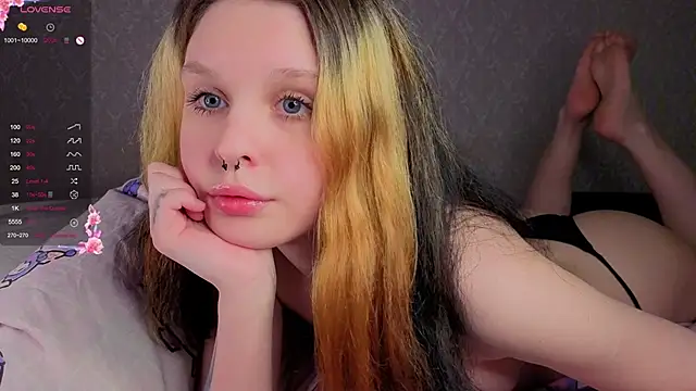 Hi Kitti online show from 24, 3, 2026