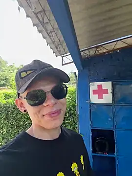 Daddyrich 632 online show from 14, 4, 2026