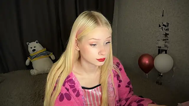 lisa barbie online show from 23, 12, 2024