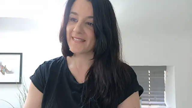 Snapshot of flatwhite0 chatting on 23, 4, 2026 flatwhite0 online show from 23, 4, 2026