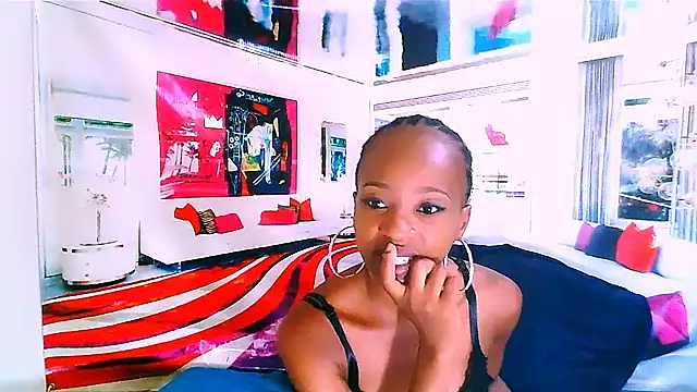 Snapshot of EbonyCreamy69 chatting on 14, 1, 2025 EbonyCreamy69 online show from 14, 1, 2025