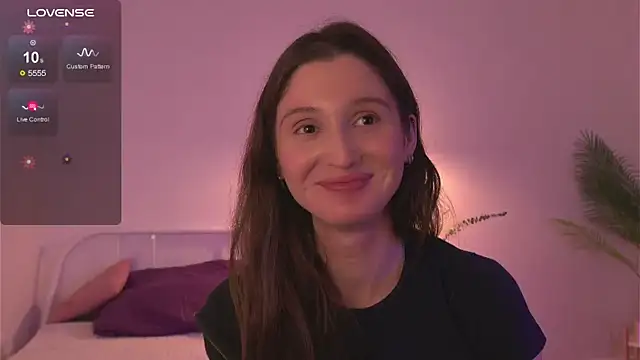 Snapshot of tender_babyy chatting on 21, 9, 2025 tender babyy online show from 21, 9, 2025