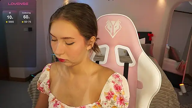 LinaSiren online show from 28, 12, 2024