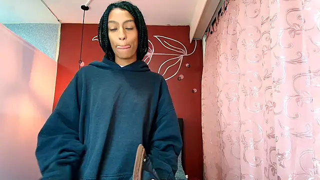 Snapshot of Zia_Green chatting on 30, 12, 2024 Zia Green online show from 30, 12, 2024