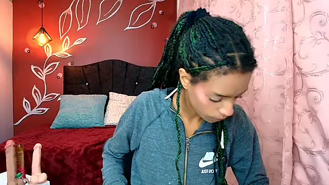 Snapshot of Zia_Green chatting on 13, 1, 2025 Zia Green online show from 13, 1, 2025