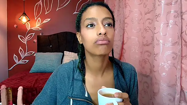 Snapshot of Zia_Green chatting on 13, 1, 2025 Zia Green online show from 13, 1, 2025