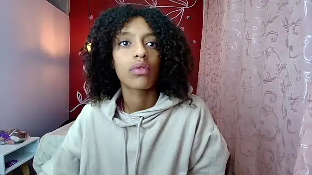 Snapshot of Zia_Green chatting on 23, 2, 2025 Zia Green online show from 23, 2, 2025