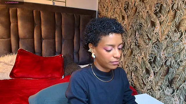 Snapshot of Zia_Green chatting on 28, 4, 2026 Zia Green online show from 28, 4, 2026