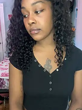 Snapshot of ebonycatlisaaaalime chatting on 17, 4, 2026 ebonycatlisaaaalime online show from 17, 4, 2026
