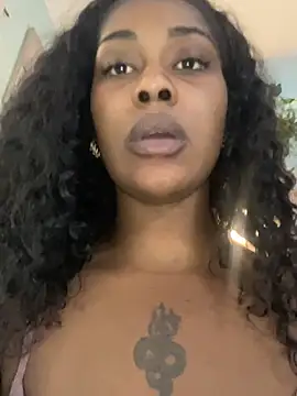 Snapshot of ebonycatlisaaaalime chatting on 23, 5, 2026 ebonycatlisaaaalime online show from 23, 5, 2026