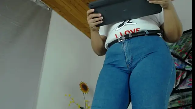 Iivana 19 online show from 20, 2, 2025