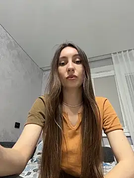 Snapshot of viviandaimond1 chatting on 6, 4, 2026 viviandaimond1 online show from 6, 4, 2026