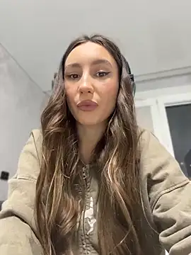 Snapshot of viviandaimond1 chatting on 14, 4, 2026 viviandaimond1 online show from 14, 4, 2026