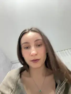 Snapshot of viviandaimond1 chatting on 18, 4, 2026 viviandaimond1 online show from 18, 4, 2026