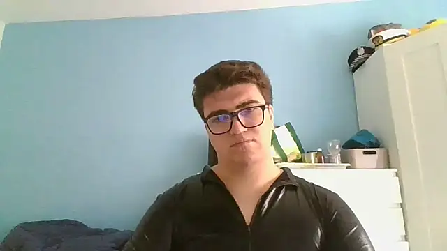 Snapshot of sorolla12 chatting on 5, 4, 2026 sorolla12 online show from 5, 4, 2026