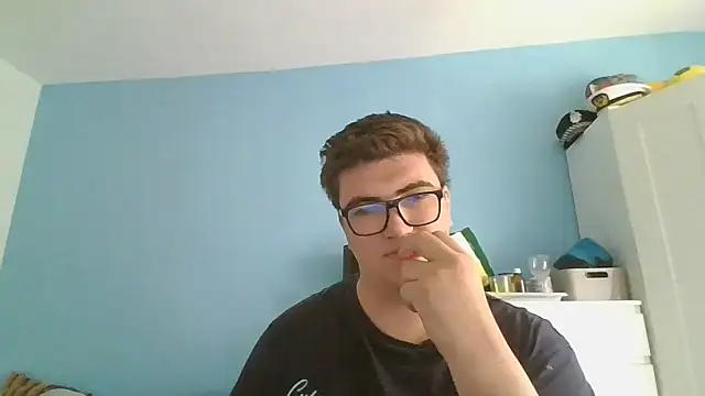 Snapshot of sorolla12 chatting on 6, 4, 2026 sorolla12 online show from 6, 4, 2026