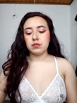 Emi chik online show from 29, 12, 2024