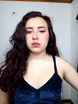 Emi chik online show from 10, 1, 2025