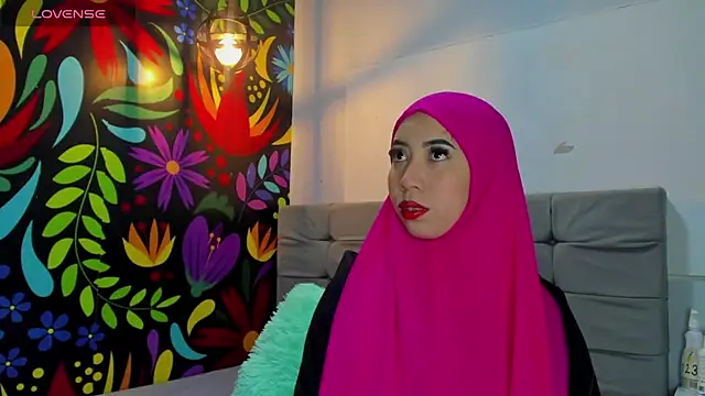 Snapshot of Sweet_hot_mia chatting on 1, 3, 2025 Sweet hot mia online show from 1, 3, 2025
