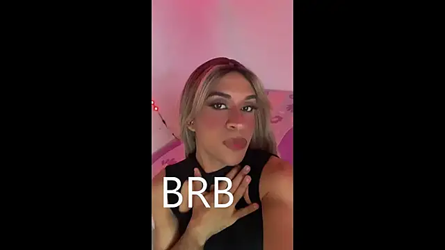 Snapshot of _JaaconLeon_ chatting on 27, 10, 2025 JaaconLeon online show from 27, 10, 2025