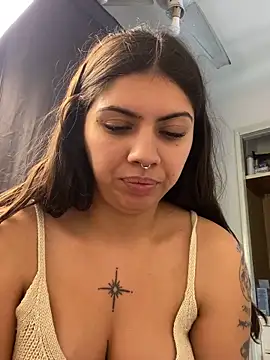 Snapshot of Argentiiniita chatting on 10, 10, 2025 Argentiiniita online show from 10, 10, 2025