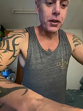 luv2masterb8247 online show from 16, 12, 2024