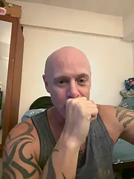 luv2masterb8247 online show from 19, 12, 2024