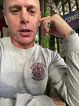 luv2masterb8247 online show from 22, 12, 2024