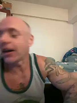 luv2masterb8247 online show from 23, 12, 2024