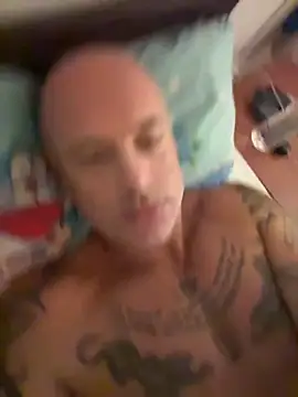 luv2masterb8247 online show from 2, 1, 2025