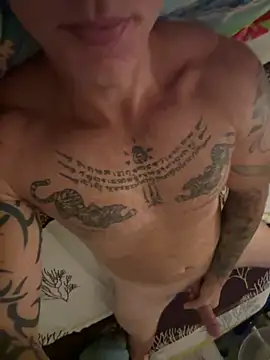 luv2masterb8247 online show from 9, 1, 2025