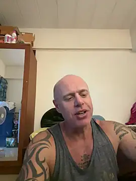 luv2masterb8247 online show from 9, 1, 2025