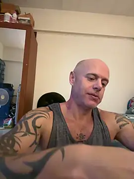 luv2masterb8247 online show from 22, 1, 2025