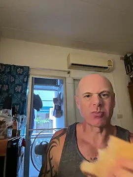 luv2masterb8247 online show from 27, 1, 2025