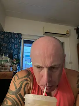 luv2masterb8247 online show from 10, 2, 2025