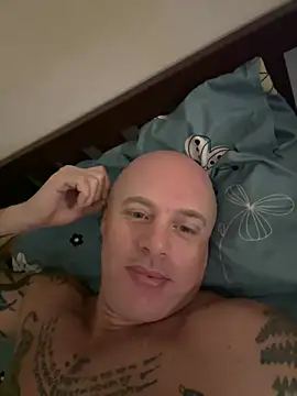 luv2masterb8247 online show from 27, 2, 2025