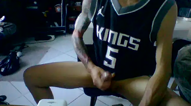 GregRodrz online show from 8, 1, 2025