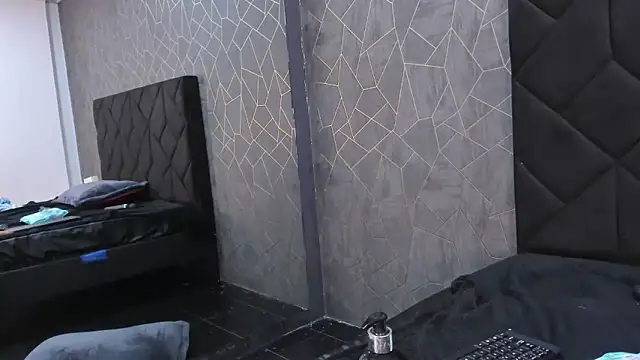 NicoleJonss online show from 15, 3, 2025