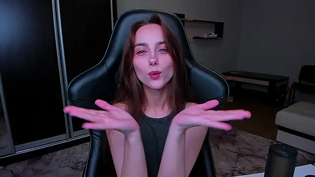 Snapshot of SilverDream chatting on 1, 3, 2026 SilverDream online show from 1, 3, 2026