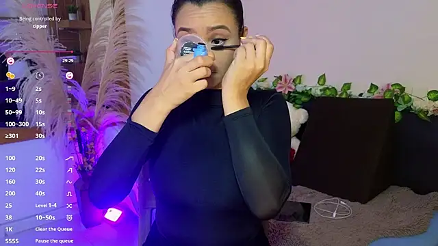 Hannah williams1 online show from 9, 9, 2025